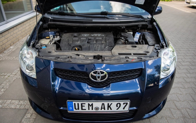 Toyota Auris cena 26900 przebieg: 162000, rok produkcji 2009 z Szczecin małe 781